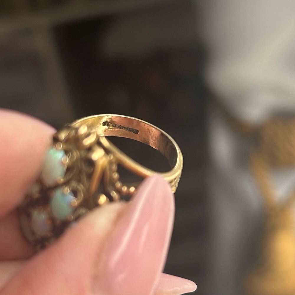 The Montvale, Australian Opal Cluster Ring - Picture 9 of 9